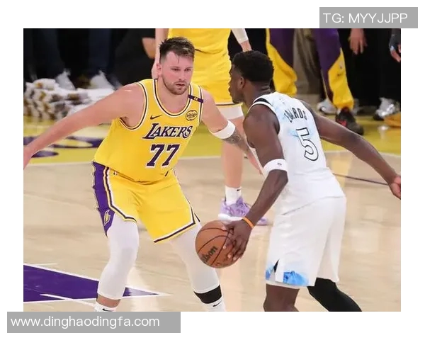 雷迪克范德彪的防守价值巨大，但东契奇在的阵容需考虑投射