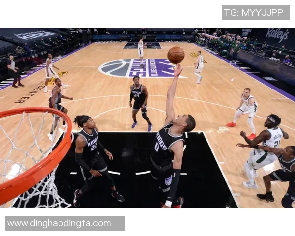 霍乐迪23分钟轰下28分，广州三外援合砍64分带队大胜