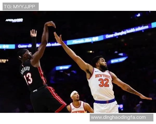 唐斯篮板盛宴:5分钟狂揽12板全场达14个 唐斯篮板盛宴:5分钟狂揽12板全场达14个